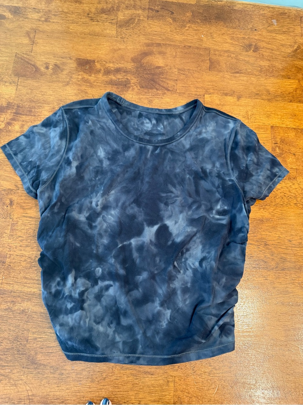 Lululemon All It Takes Short Sleeve Tee Size 6 Diamond Dye Graphite Gray Crop